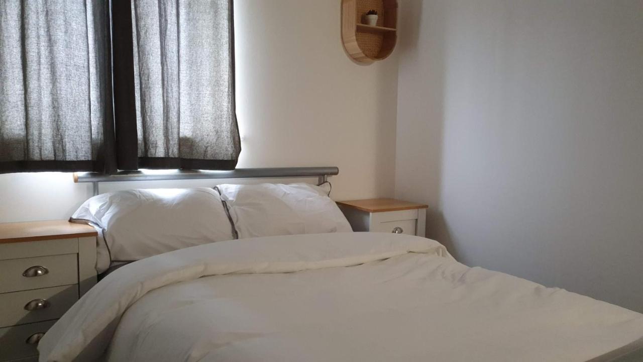 Spacious London Apartment 5 Min Walk To Leytonstone Underground Station And 5 Stops To Zone 1 外观 照片