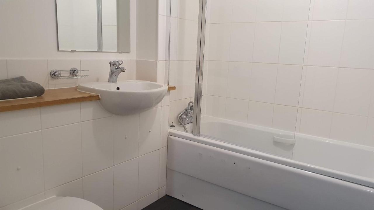 Spacious London Apartment 5 Min Walk To Leytonstone Underground Station And 5 Stops To Zone 1 外观 照片